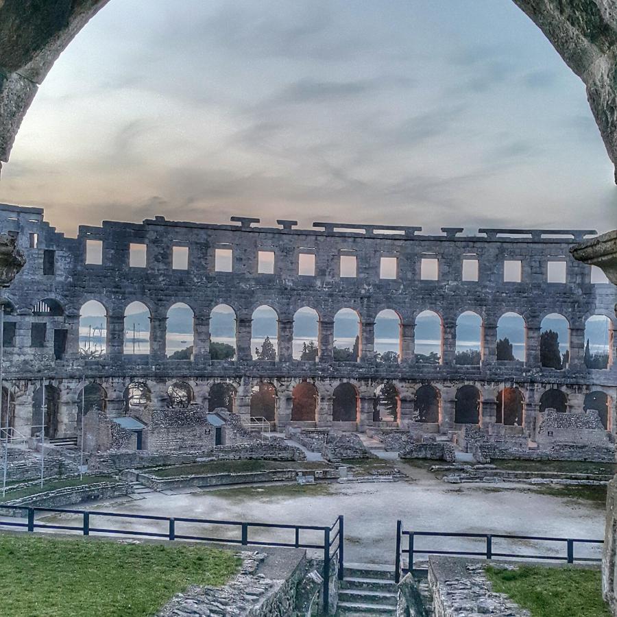 Apartmani Val Pula Exteriör bild