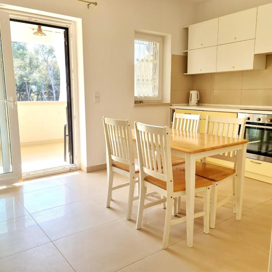 Apartmani Val Pula Exteriör bild