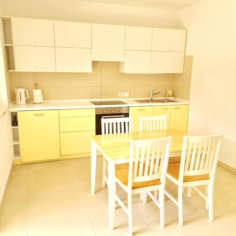 Apartmani Val Pula Exteriör bild