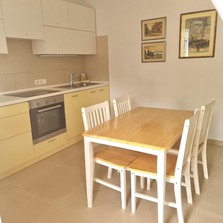 Apartmani Val Pula Exteriör bild