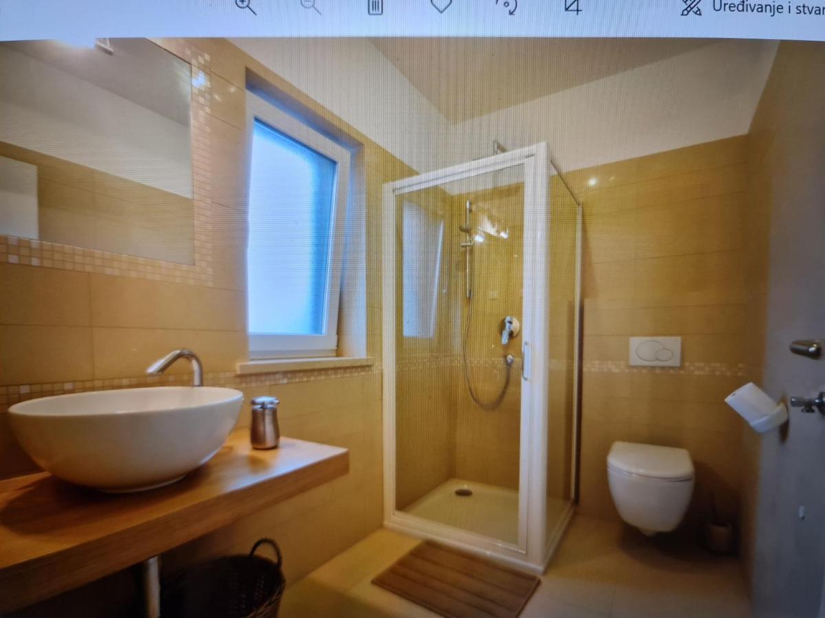 Apartmani Val Pula Exteriör bild